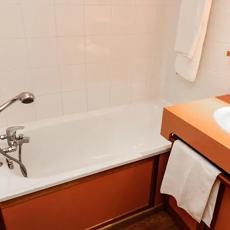 Odalys Tourotel 3*